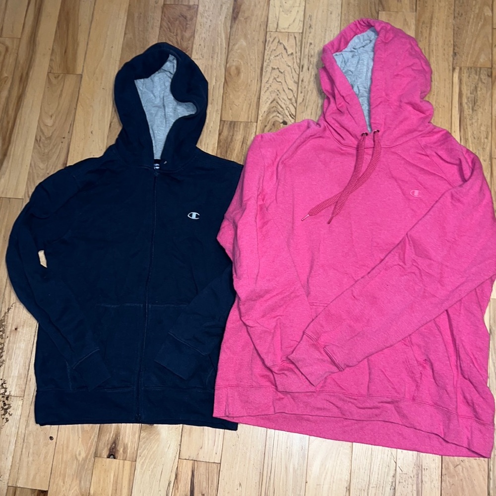 2 Champion Sweater Bundle! 💙💖